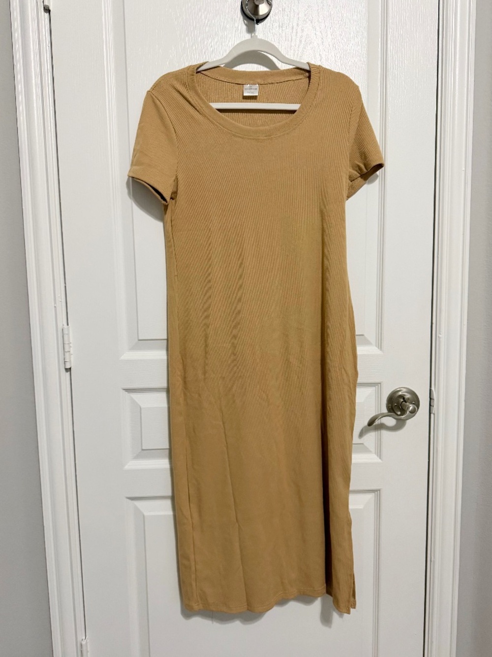 NWOT Real Essentials Tan/Beige Ribbed Knit Short Sleeve Side Slit Midi Dress L